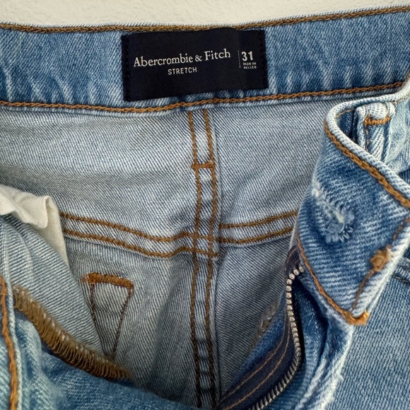 Abercrombie & Fitch light wash Denim Shorts size 31 - Picture 3 of 5